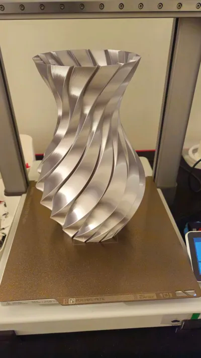 SpireWaltz Vessel