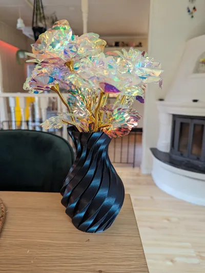 SpireWaltz Vessel