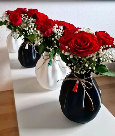 Velora Pouch Vase