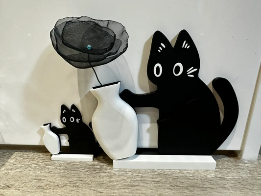 Cat-Tumble Vase