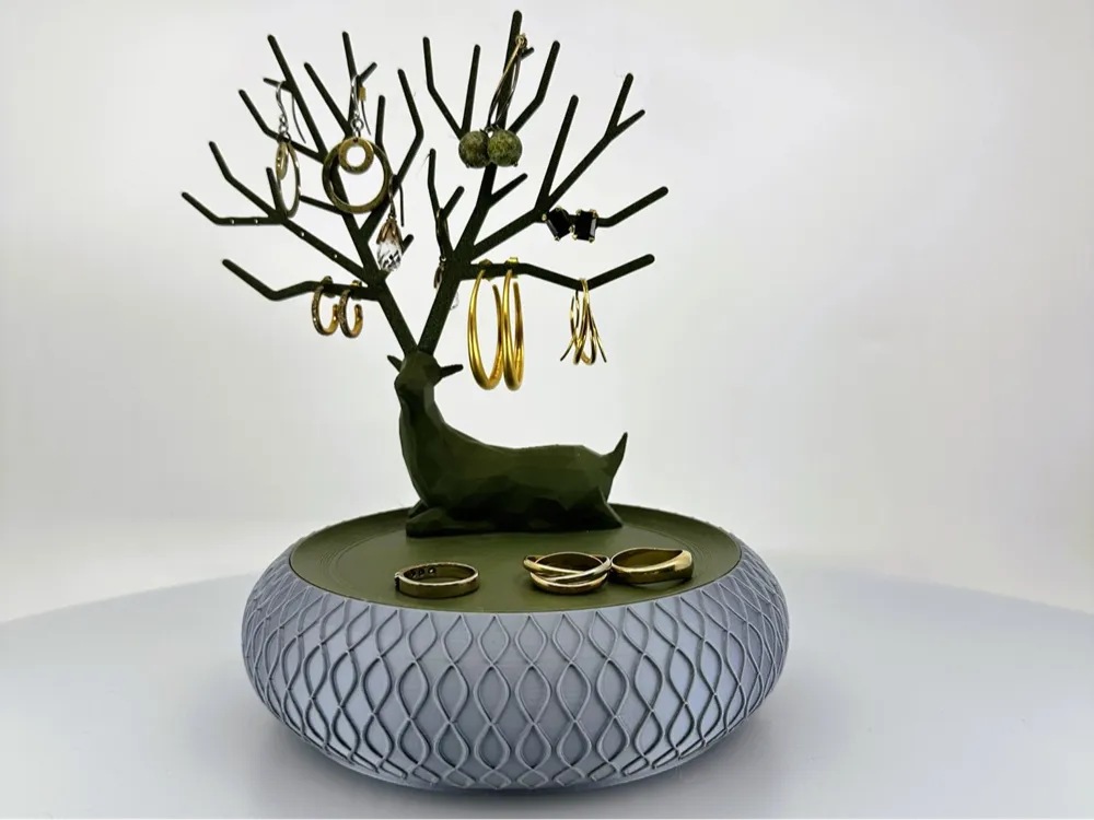 CurvaCrest Jewelry Box